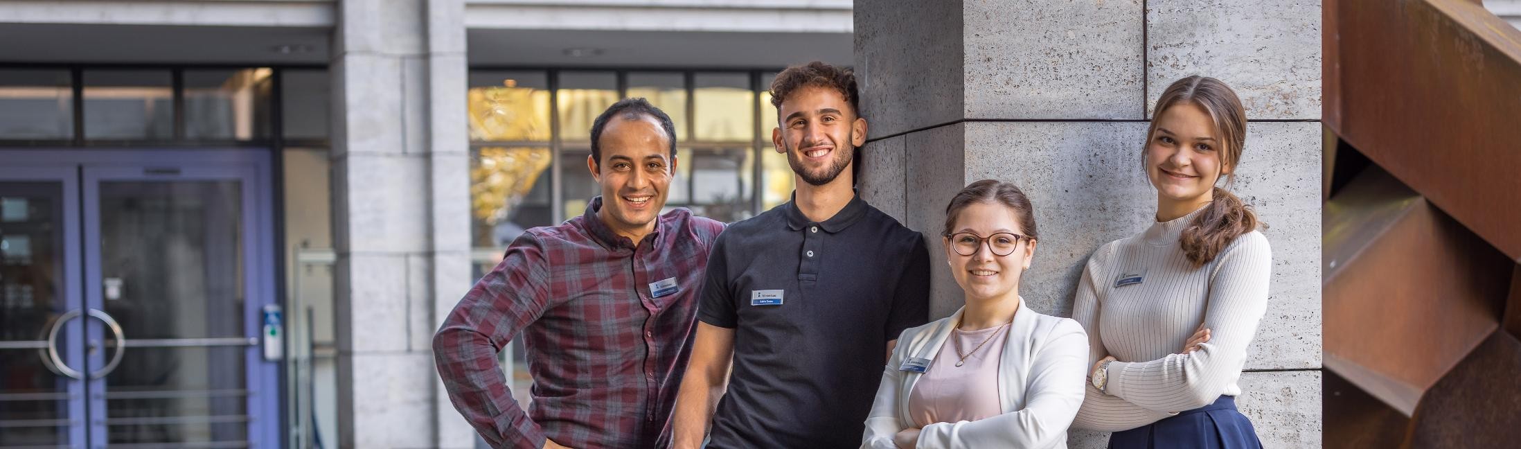 Drei Mitarbeiter der Stadtverwaltung Künzelsau im Rathaus.
