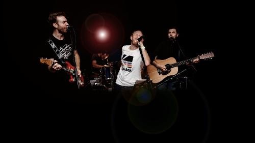 Auftritt der Band Steel, Wine & Honey.