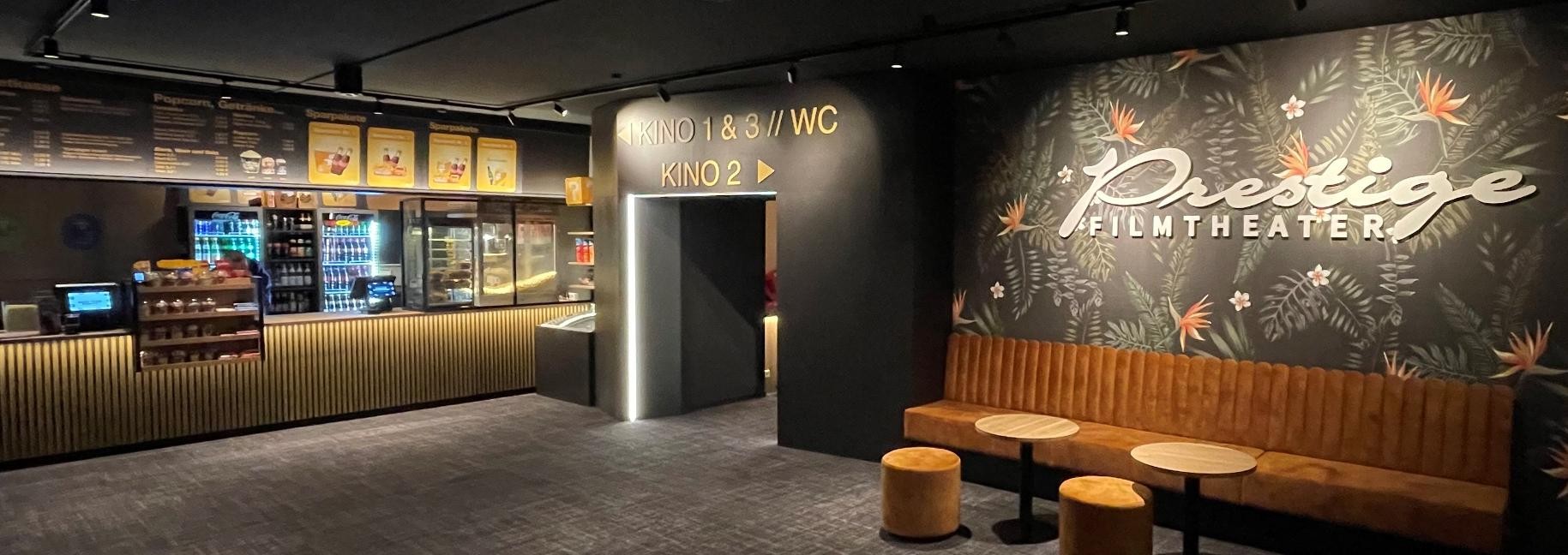 Kinotresen mit Lounge