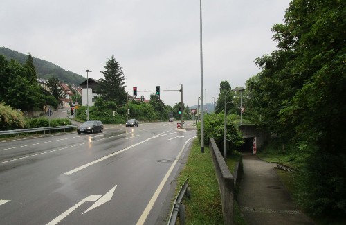 B19 in Künzelsau an der Kreuzung unterhalb vom Ganerben-Gymnasium.