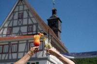 SommerinderStadt_Cocktails vor dem Alten Rathaus_OlivierSchniepp